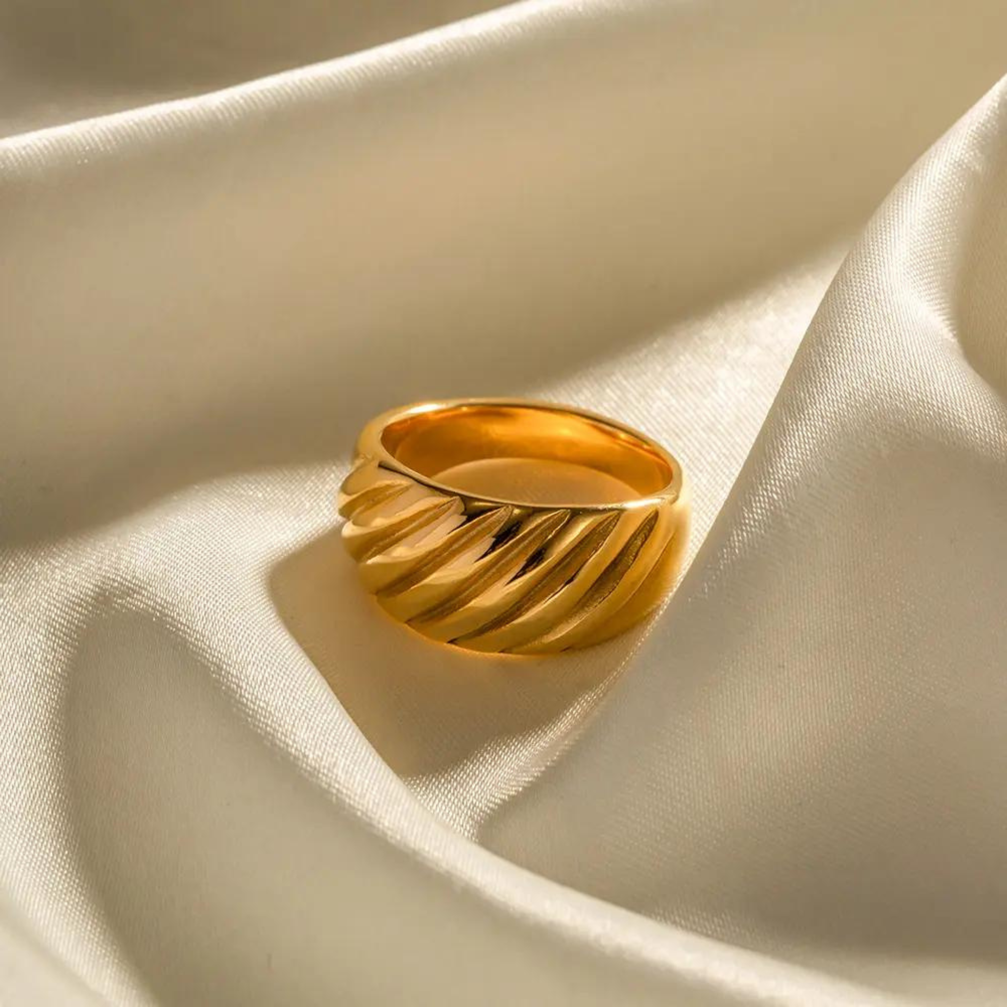 Dome Ring