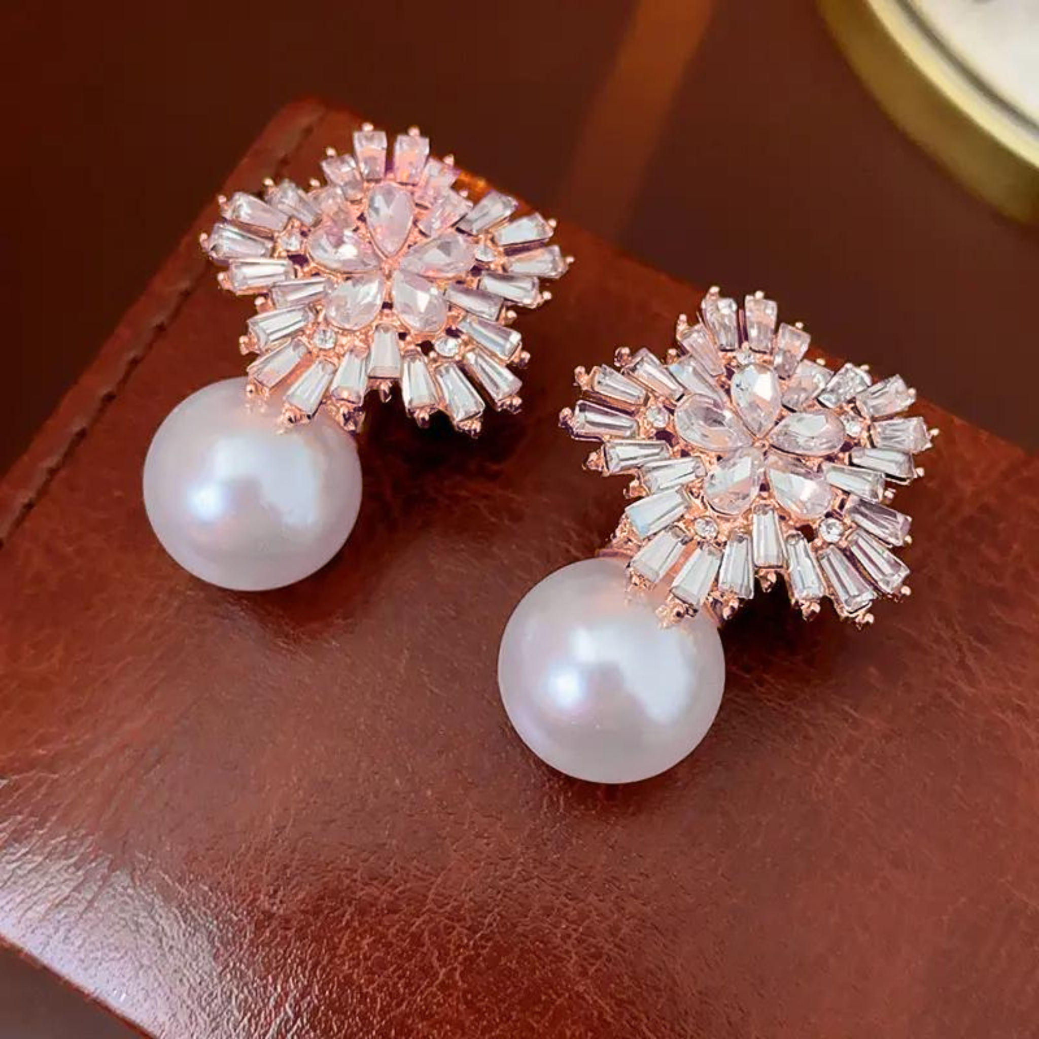 Elvera Snow Earrings