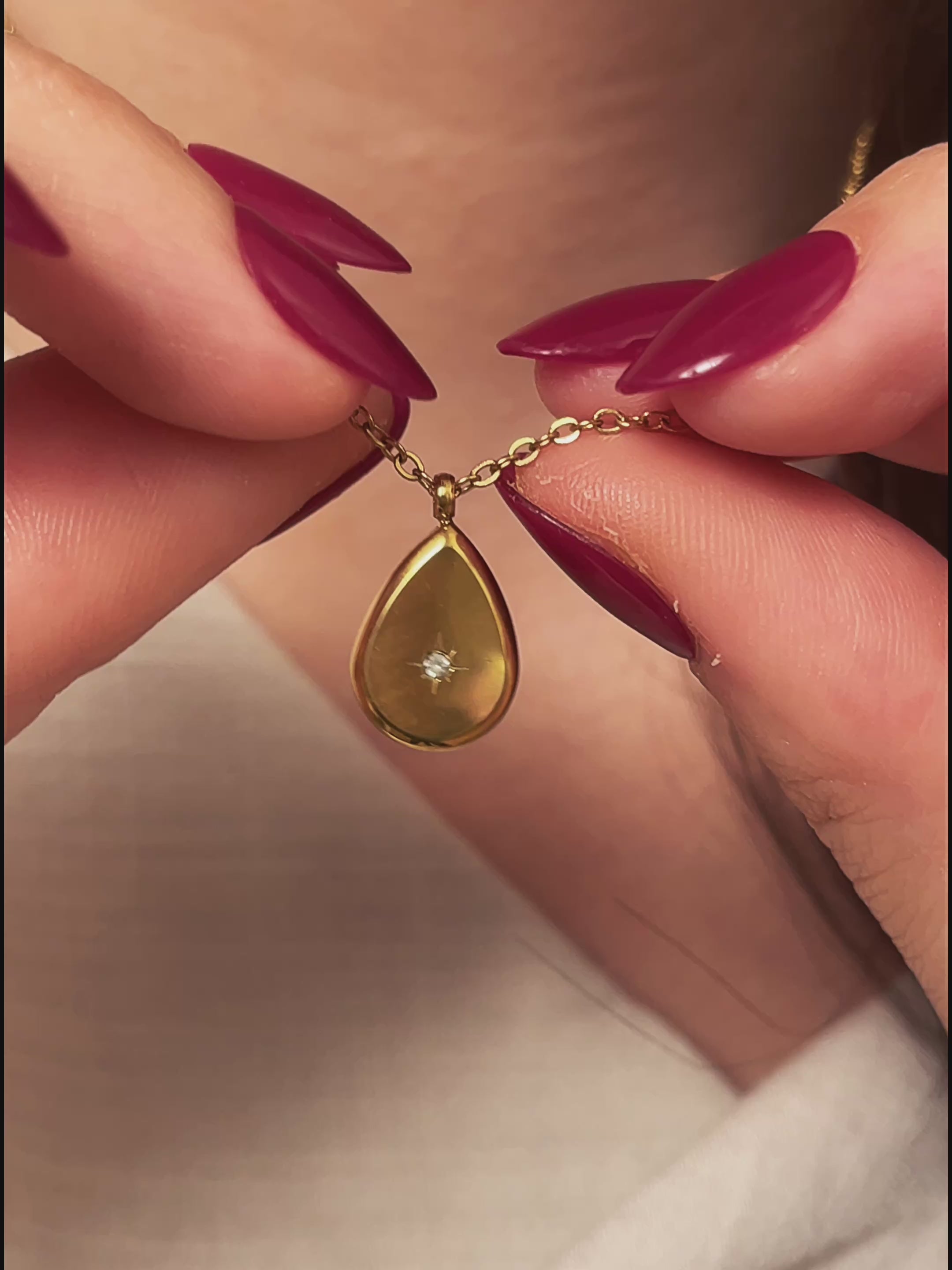 Elise Gold Necklace